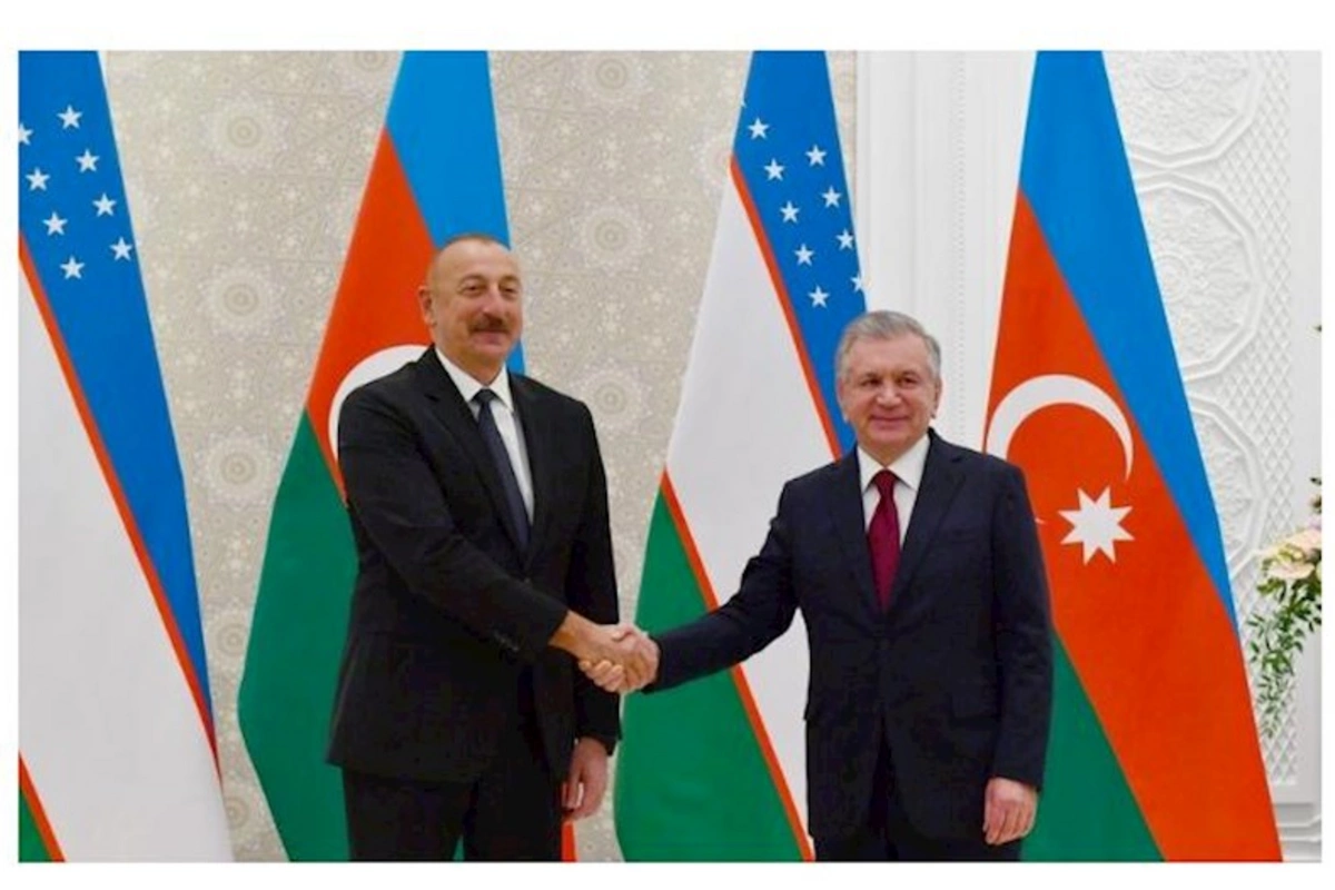 Şavkat Mirziyoyev seçkilərdə inamlı qələbə münasibətilə İlham Əliyevi təbrik edib