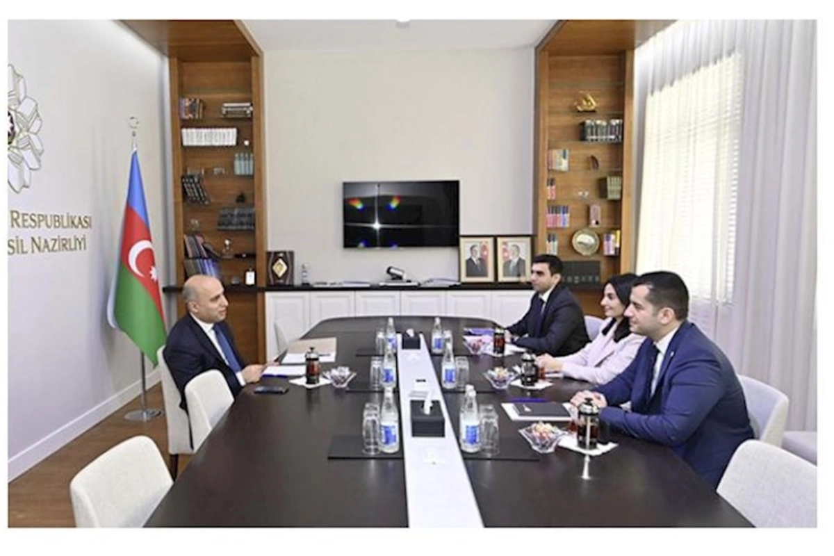 Emin Əmrullayev “Yüksəliş”in qalibləri ilə görüşdü — FOTO