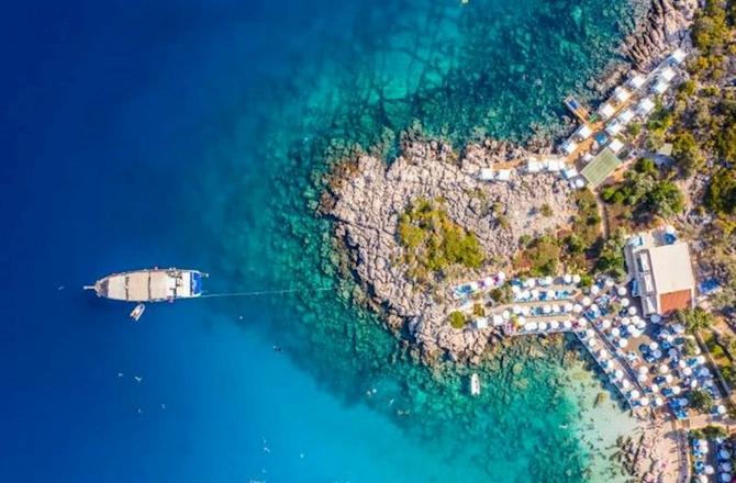 Türkiyədə romantik Sevgililər Günü — FOTO