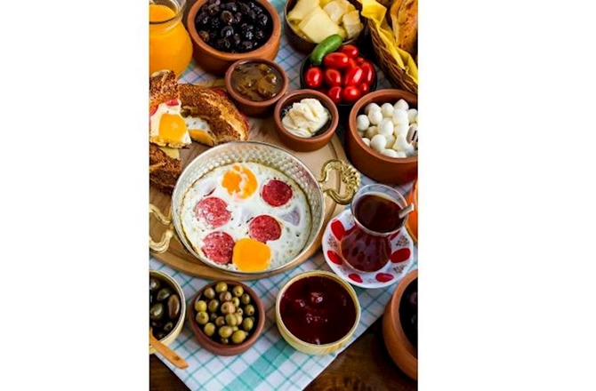 Türkiyədə romantik Sevgililər Günü — FOTO