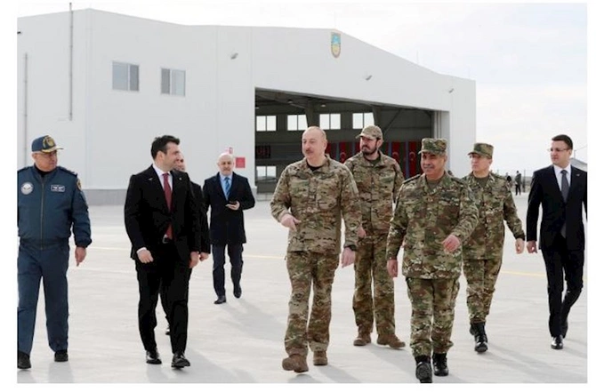 İlham Əliyev, Heydər Əliyev və Bayraktar... — FOTOLAR