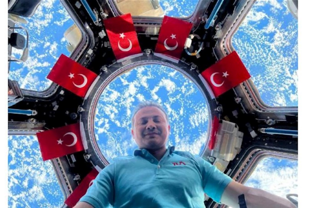 Türkiyənin ilk kosmonavtı Yerə endi