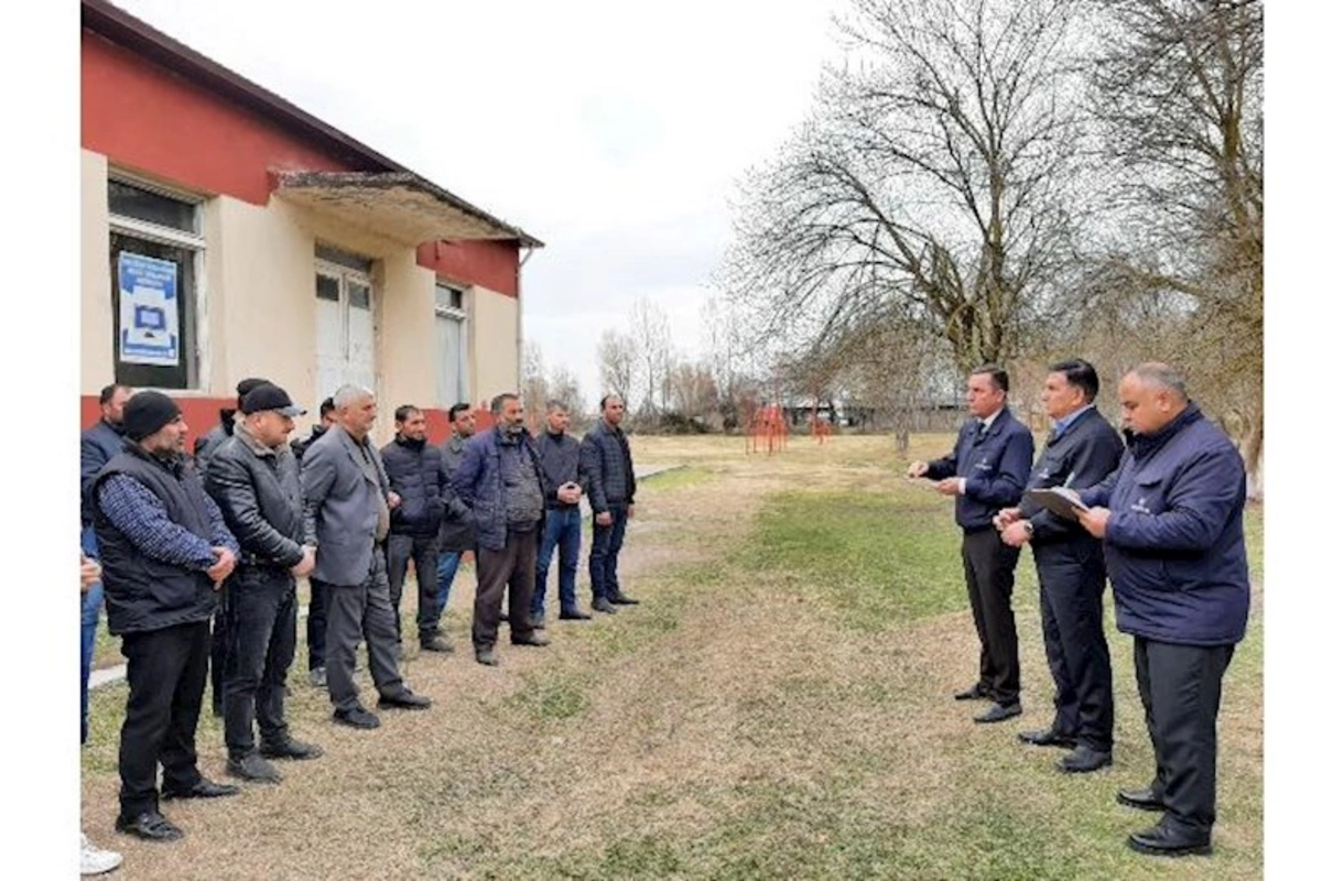 Dədə Qorqud kəndinin 12 “boydan” ibarət “Səyyar qəbul otağı”