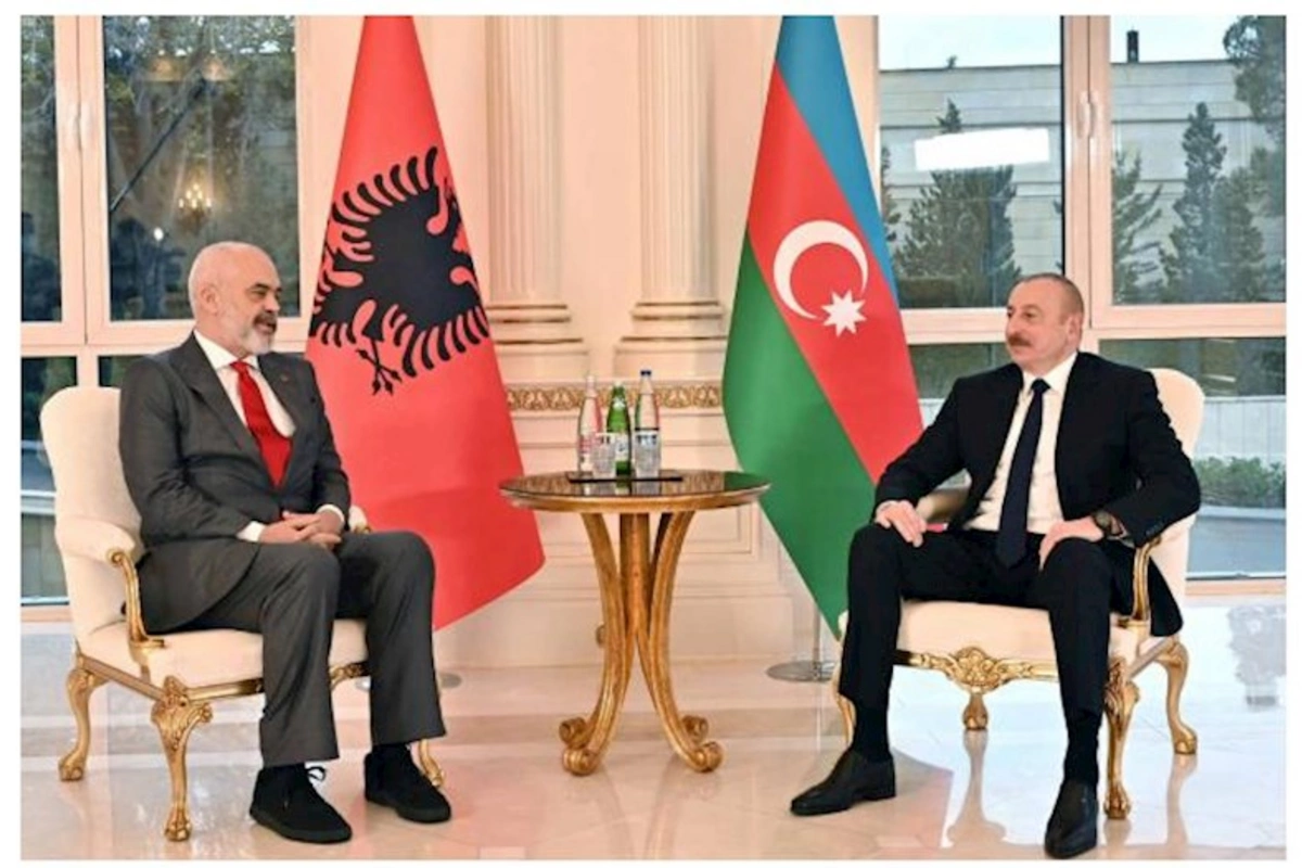 İlham Əliyevin Edi Rama ilə təkbətək görüşü oldu — YENİLƏNİB