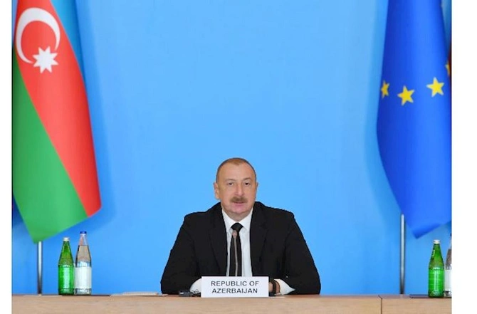 Bakıda nazirlərin iclası keçirilir — Prezident çıxış edib (YENİLƏNİB) Bakıda nazirlərin iclası keçirilir — Prezident çıxış edib (YENİLƏNİB)