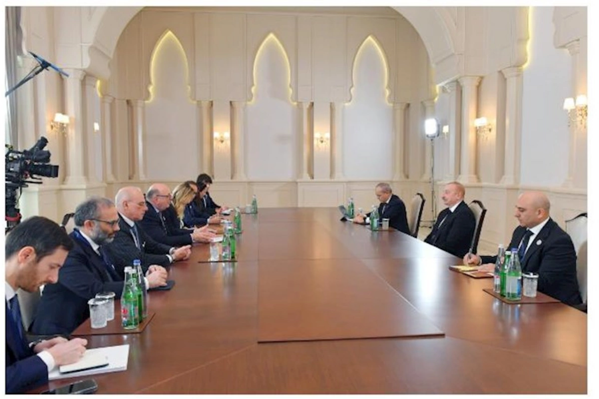 Prezident italiyalı naziri qəbul etdi