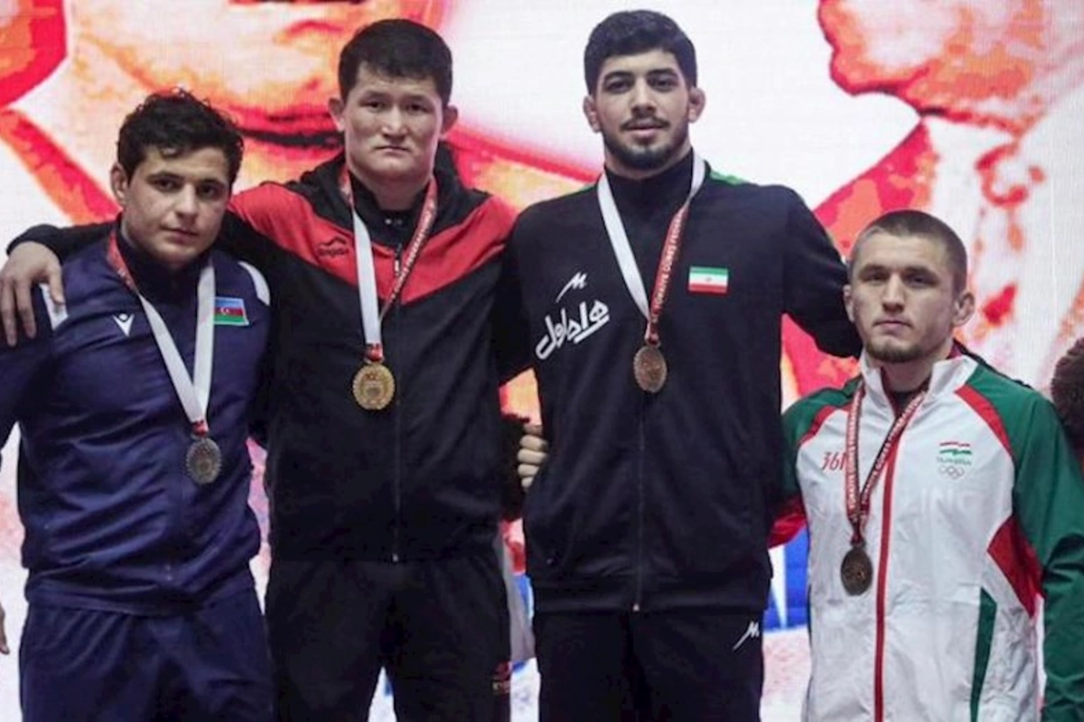 Azərbaycan güləşçisi beynəlxalq turnidə gümüş medal qazanıb