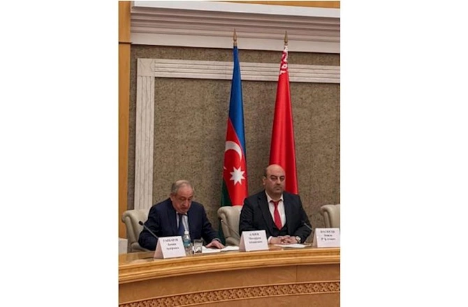 Minskdə “Heydər Əliyevin həyatının 100 anı” kitabının təqdimatı oldu — FOTOLAR Minskdə “Heydər Əliyevin həyatının 100 anı” kitabının təqdimatı oldu — FOTOLAR