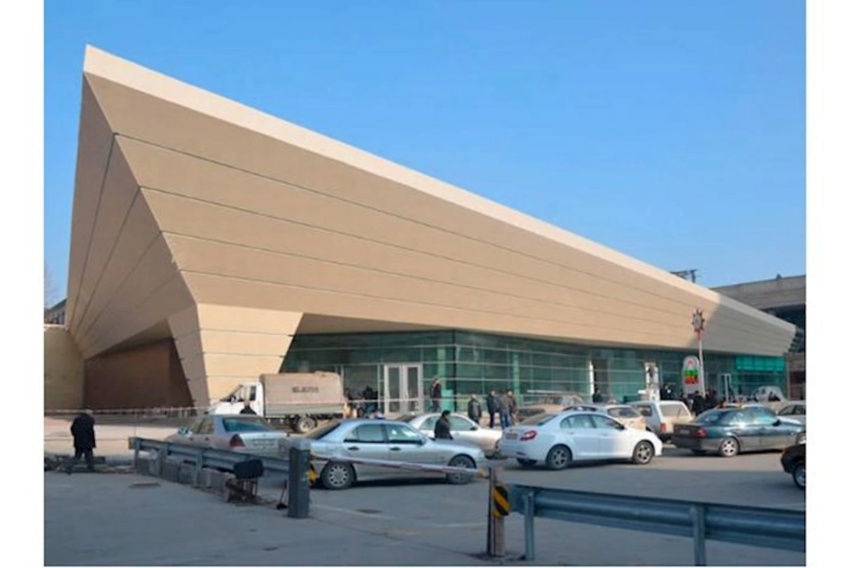 28 May metrosunun qarşısına avtomobillərin girişi bağlanacaq