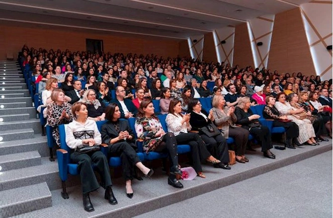 Yelo Bank-da Qadınlar Günü möhtəşəm konsertlə qeyd edildi — FOTOLAR