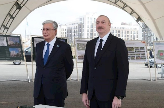 Tokayev Füzuli şəhərinin Baş planı ilə tanış oldu — FOTOLAR (YENİLƏNİB)