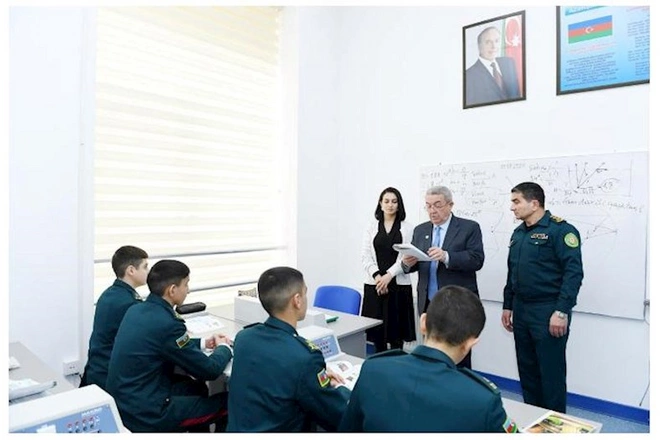 Misir Mərdanov DSX Xüsusi Məktəbinin qonağı olub — VİDEO/FOTO Misir Mərdanov DSX Xüsusi Məktəbinin qonağı olub — VİDEO/FOTO