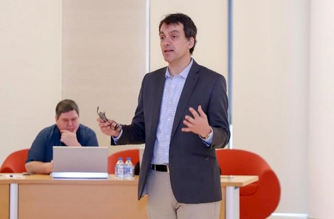“Dayanıqlı inkişaf və iqlim dəyişikliyi media prespektivində” mövzusunda ilk təlim keçirildi — FOTOLAR