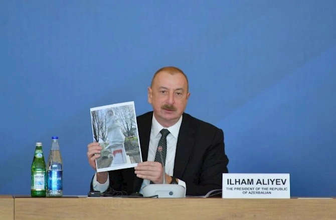 Prezident XI Qlobal Bakı Forumunda iştirak etdi — FOTOLAR (YENİLƏNİB)