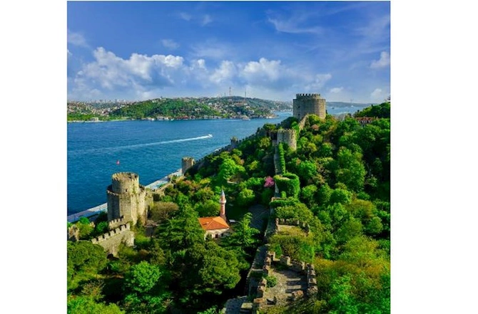 İstanbulda baharın rənglərindən zövq alın İstanbulda baharın rənglərindən zövq alın