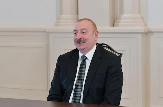Prezident Bayram Beqay ilə görüşdü — FOTO (YENİLƏNİB) Prezident Bayram Beqay ilə görüşdü — FOTO (YENİLƏNİB)