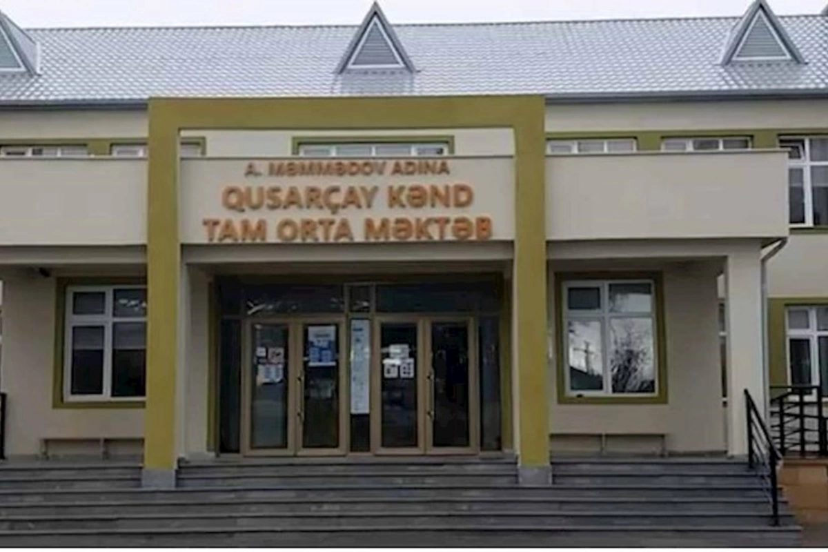Şagirdə qarşı qeyri-etik hərəkət edən müəllim və direktor işdən çıxdı