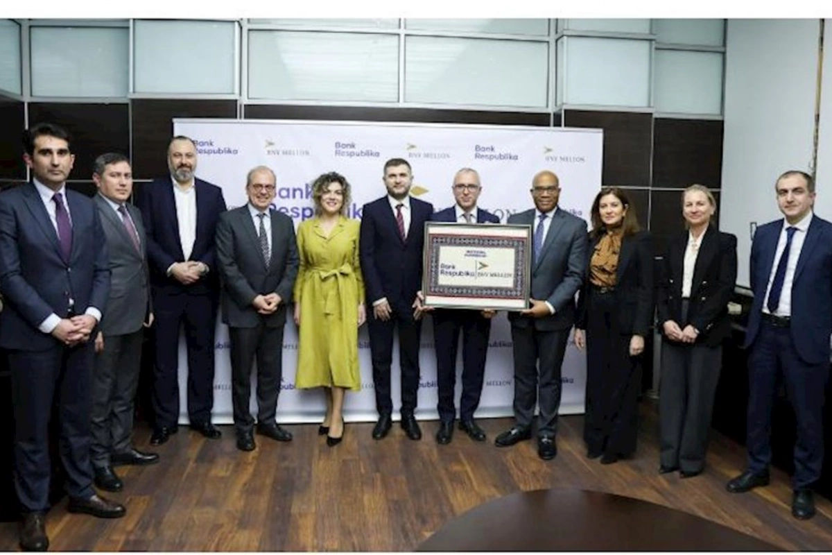Bank Respublika və Bank of New York Mellon rəhbərliyi arasında görüş keçirildi — FOTOLAR