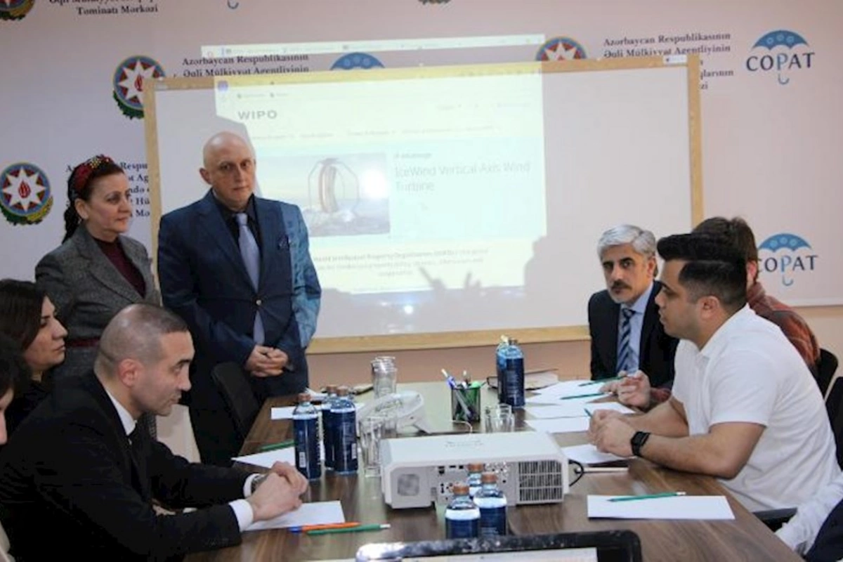 Əqli Mülkiyyət Agentliyində gənc ixtiraçılarla görüş keçirildi — FOTOLAR