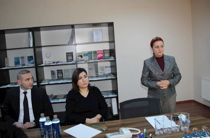 Əqli Mülkiyyət Agentliyində gənc ixtiraçılarla görüş keçirildi — FOTOLAR