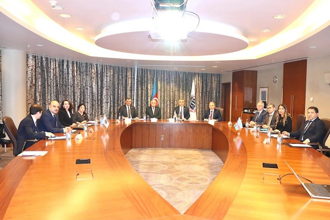 Vəkillər Kollegiyası Rəyasət Heyətinin növbəti iclası keçirilib — FOTOLAR
