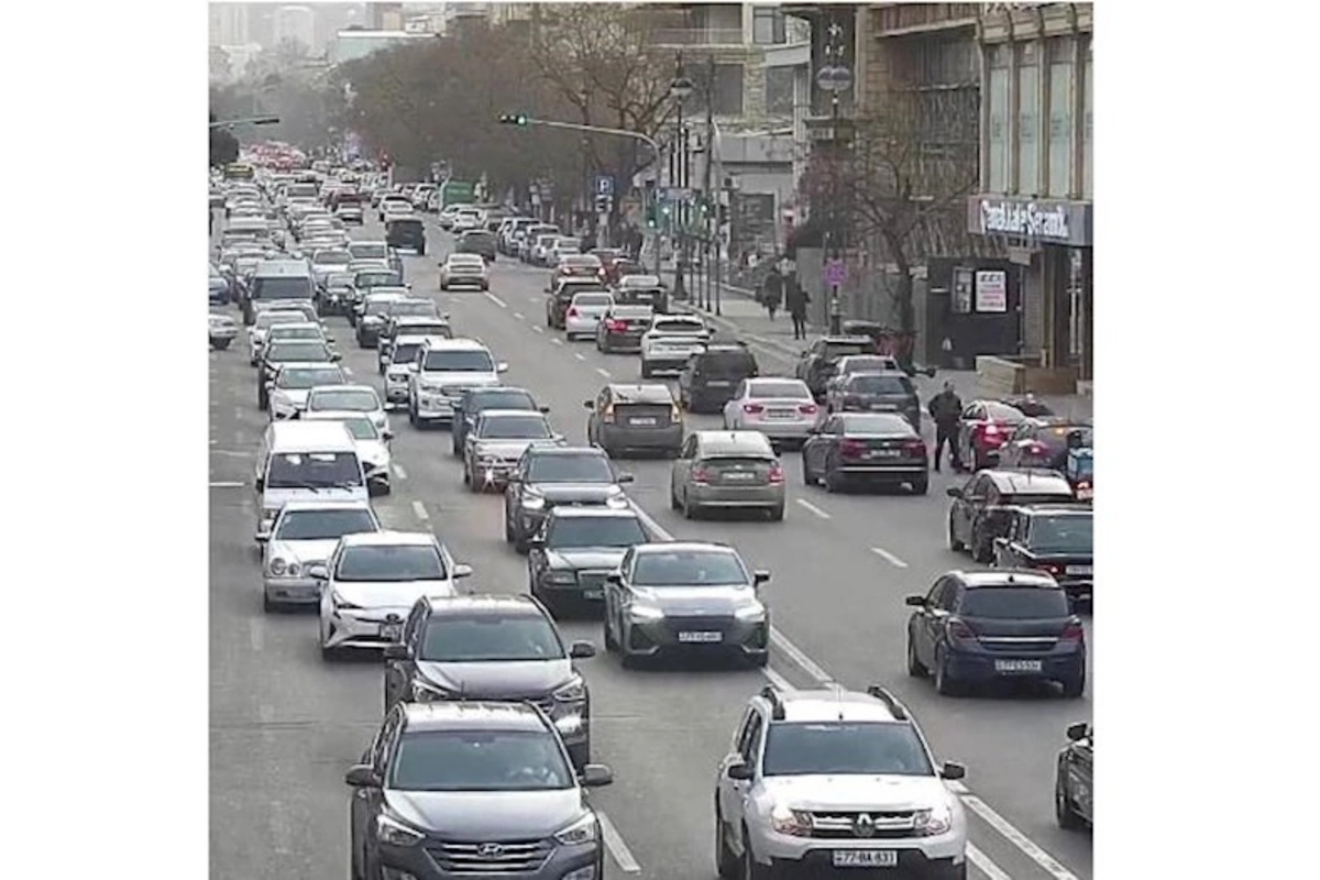 Bakının 12 yolunda TIXAC