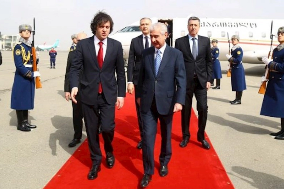 Gürcüstanın Baş naziri Azərbaycana rəsmi səfərə gəlib