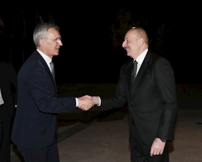 Prezident İlham Əliyevin Yens Stoltenberqlə təkbətək görüşü olub — FOTOLAR (YENİLƏNİB)