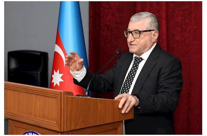 “İnformasiya müharibəsində qələbə-Müzəffər Ali Baş Komandan cənab İlham Əliyev” adlı kitabın təqdimatı — FOTOLAR “İnformasiya müharibəsində qələbə-Müzəffər Ali Baş Komandan cənab İlham Əliyev” adlı kitabın təqdimatı — FOTOLAR