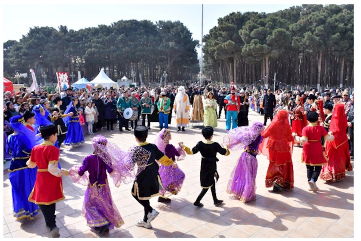 Abşeronda Novruz bayramı böyük izdihamla qeyd olundu — FOTOLAR