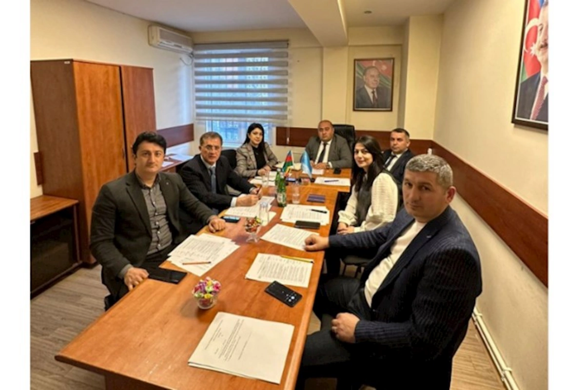 Dövlət Gömrük Komitəsi yanında İctimai Şuranın yeni ofisində ilk iclas keçirilib — FOTOLAR