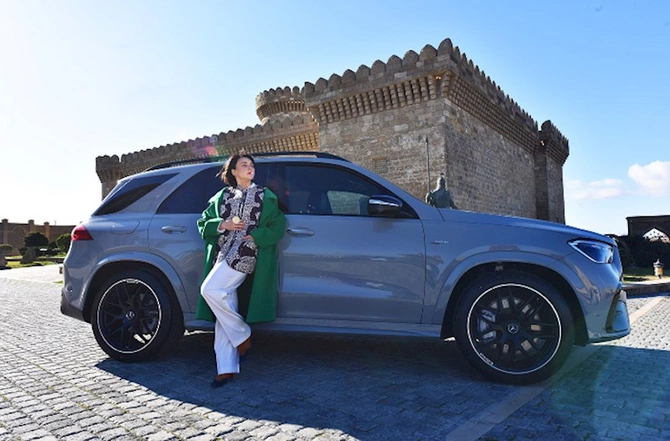 Yenilənmiş Mercedes-AMG GLE avtomobilinin eleqant FOTOSESSİYASI Yenilənmiş Mercedes-AMG GLE avtomobilinin eleqant FOTOSESSİYASI