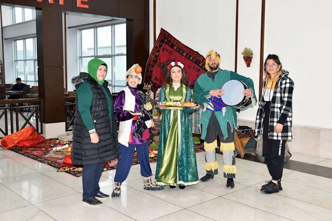 Sədərək gömrük postunda Novruz bayramı münasibətilə tədbir təşkil olunub — FOTOLAR Sədərək gömrük postunda Novruz bayramı münasibətilə tədbir təşkil olunub — FOTOLAR
