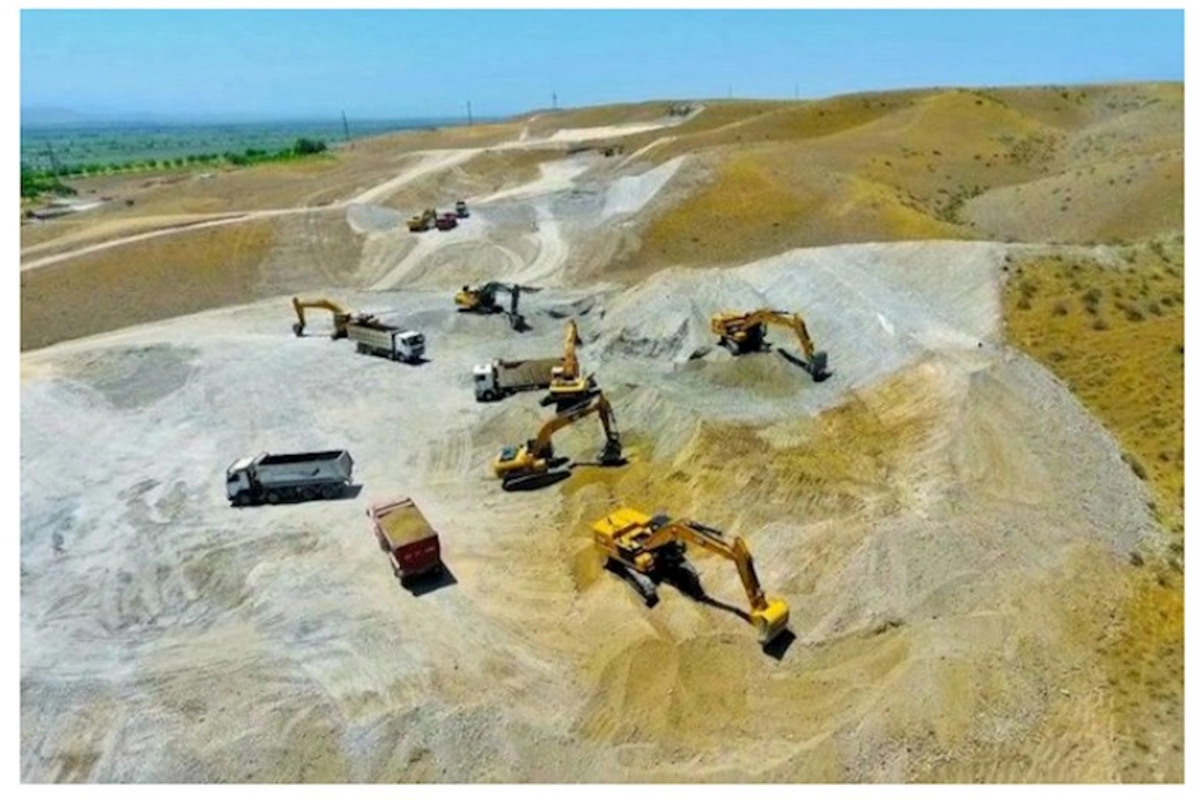 Zəngilan aeroportuna aparan yolun tikintisi nə zaman başa çatdırılacaq?