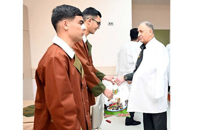 Zakir Həsənov hərbi hospitalda — VİDEO/FOTO Zakir Həsənov hərbi hospitalda — VİDEO/FOTO
