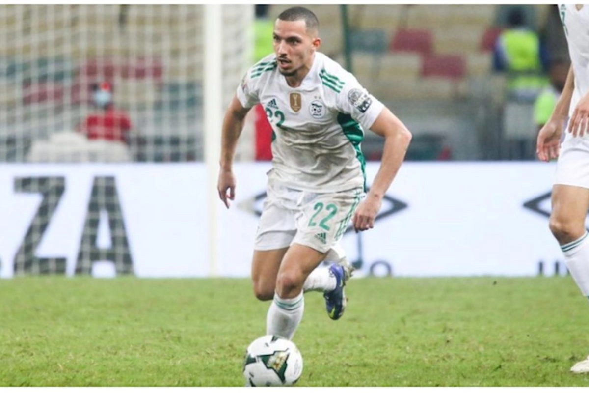 Milanın futbolçusu Əlcəzair millisinin düşərgəsindən ayrılıb