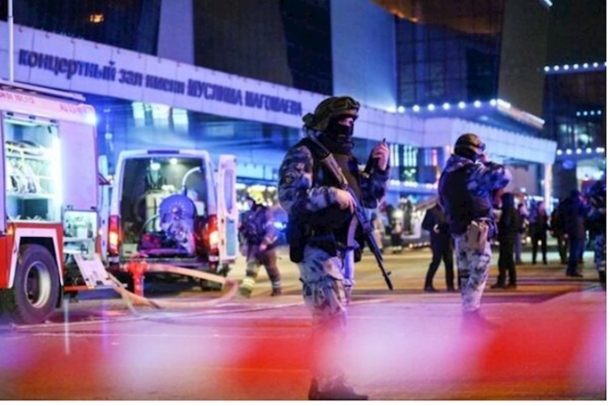 Moskvadakı dəhşətli terrorda ölənlərin sayı 115-ə çatdı