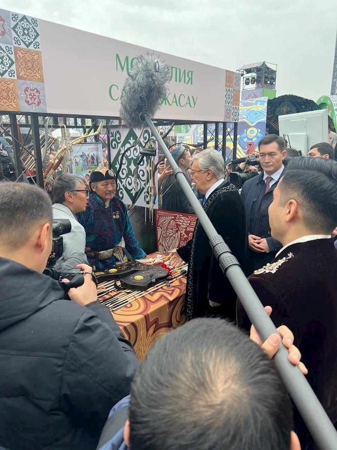 Xalçalarımız Qazaxıstanda Novruz festivalında — Tokayev də iştirak edib