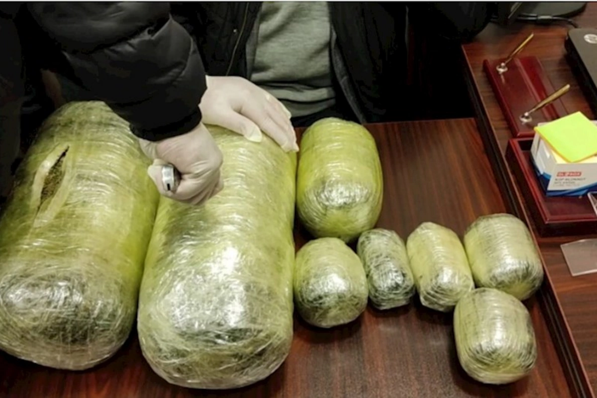 Keçmiş məhkumdan 12 kiloqram narkotik vasitə götürüldü