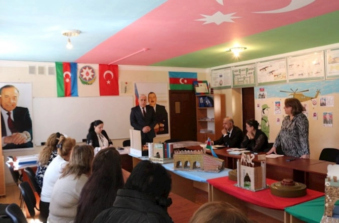 YAP Xətai rayon təşkilatının ərazi partiya təşkilatlarında görüşlər davam edir — FOTO YAP Xətai rayon təşkilatının ərazi partiya təşkilatlarında görüşlər davam edir — FOTO