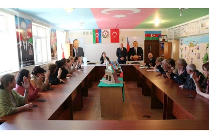 YAP Xətai rayon təşkilatının ərazi partiya təşkilatlarında görüşlər davam edir — FOTO YAP Xətai rayon təşkilatının ərazi partiya təşkilatlarında görüşlər davam edir — FOTO