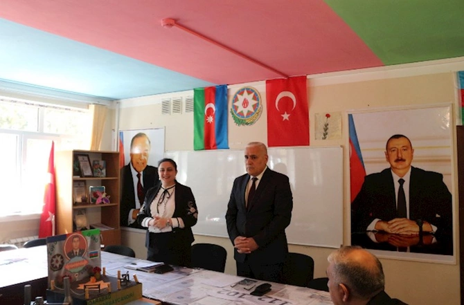 YAP Xətai rayon təşkilatının ərazi partiya təşkilatlarında görüşlər davam edir — FOTO YAP Xətai rayon təşkilatının ərazi partiya təşkilatlarında görüşlər davam edir — FOTO