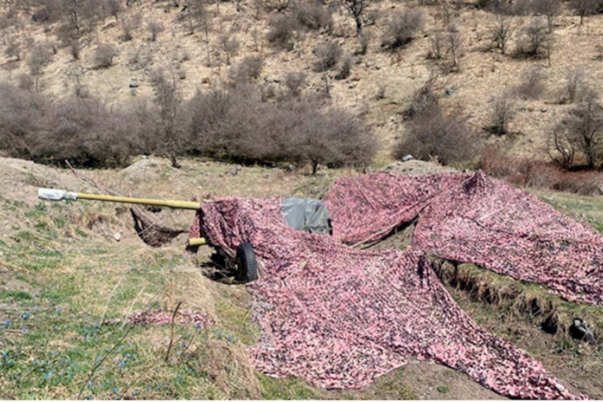 Kəlbəcərdə artilleriya qurğuları və sursat aşkarlandı — FOTOLAR