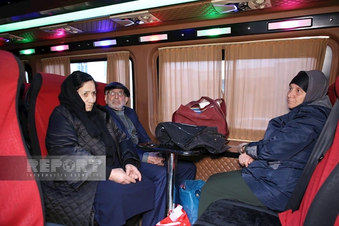 Laçında daha 25 ailəyə evlərinin açarları təqdim olunub — YENİLƏNİB Laçında daha 25 ailəyə evlərinin açarları təqdim olunub — YENİLƏNİB