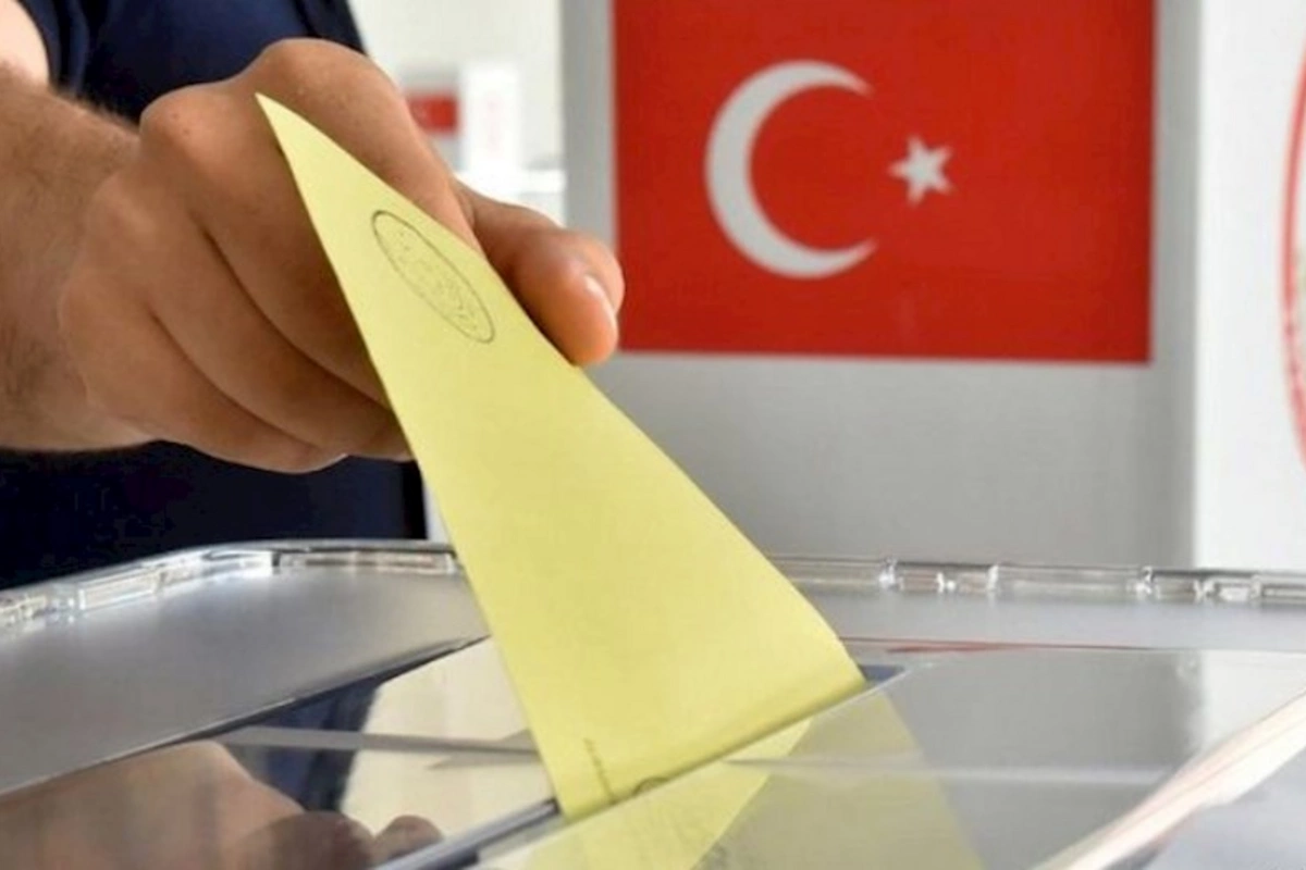 Türkiyədəki bələdiyyə seçkisinin ilkin nəticələri açıqlandı