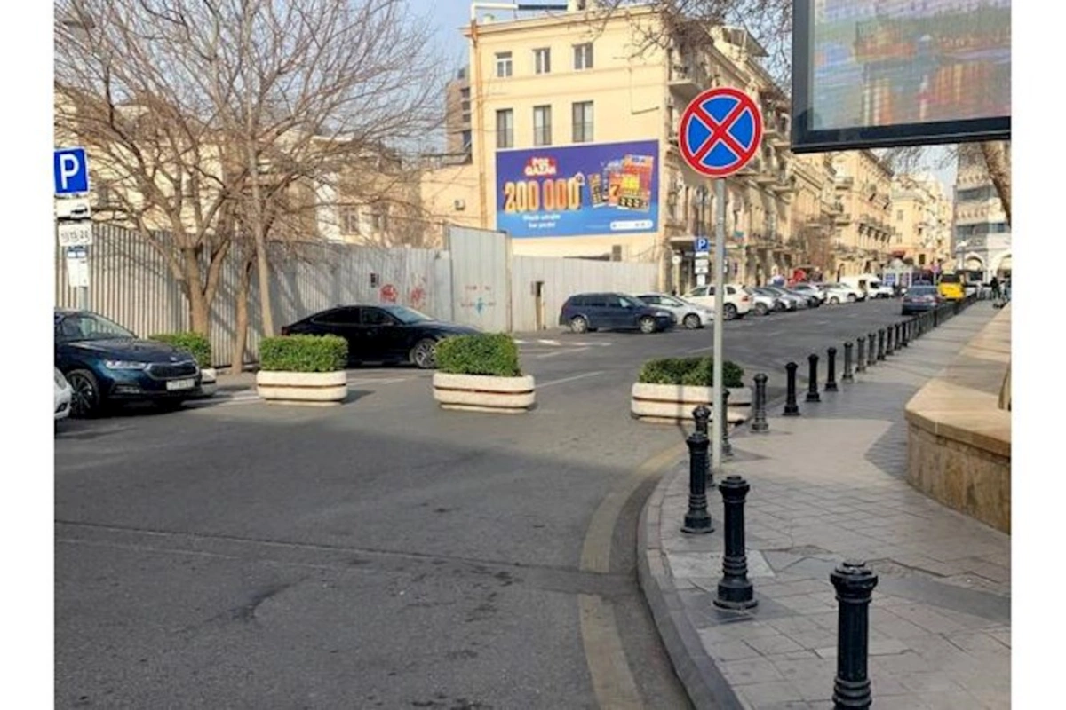 Tarqovıya maşınla giriş qadağan edildi