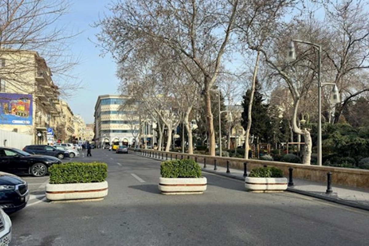 Həftə sonları bəzi mərkəzi küçələr avtomobillər üçün bağlı olacaq
