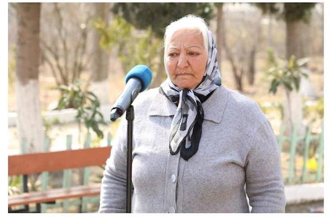 Səmədabad sakinləri suallarına Açıq mikrofonda cavab tapdılar — FOTO Səmədabad sakinləri suallarına Açıq mikrofonda cavab tapdılar — FOTO
