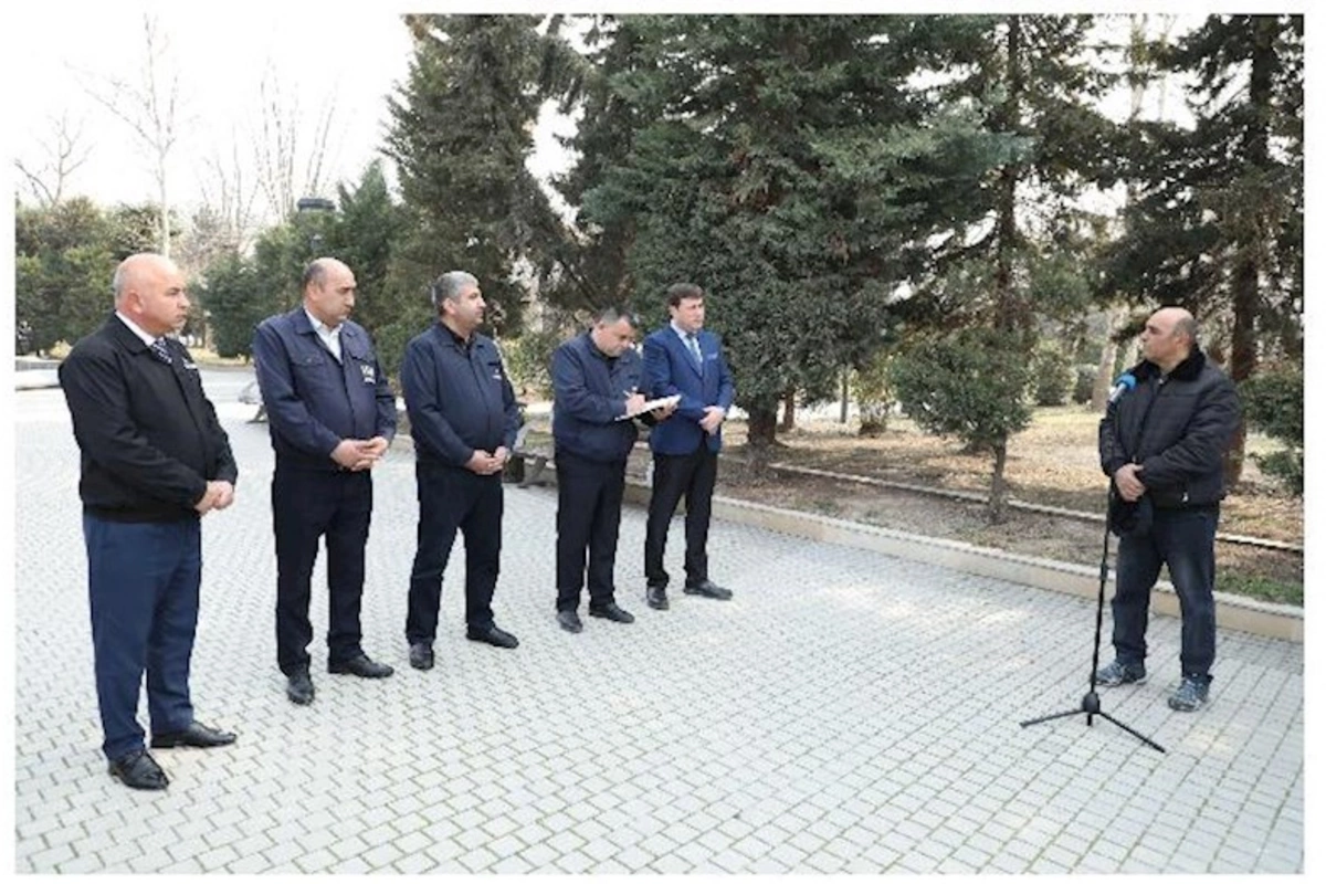 Nur şəhərinin sahibkarlarını Açıq mikrofona gətirən səbəblər — FOTO