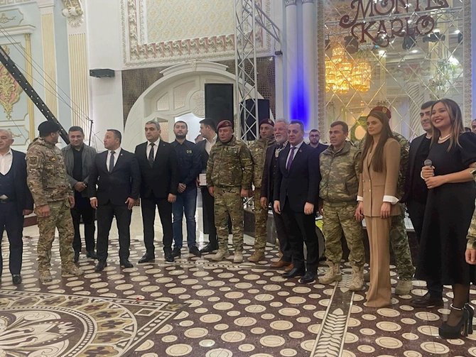 Şəhid və qazi övladları üçün sünnət toyu keçirilib — FOTOLAR Şəhid və qazi övladları üçün sünnət toyu keçirilib — FOTOLAR